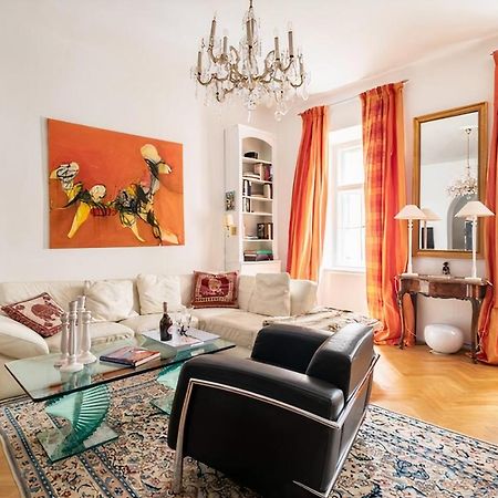 Appartement Imperial Gem . Flamboyant Studio . Heart Of Vienne Extérieur photo