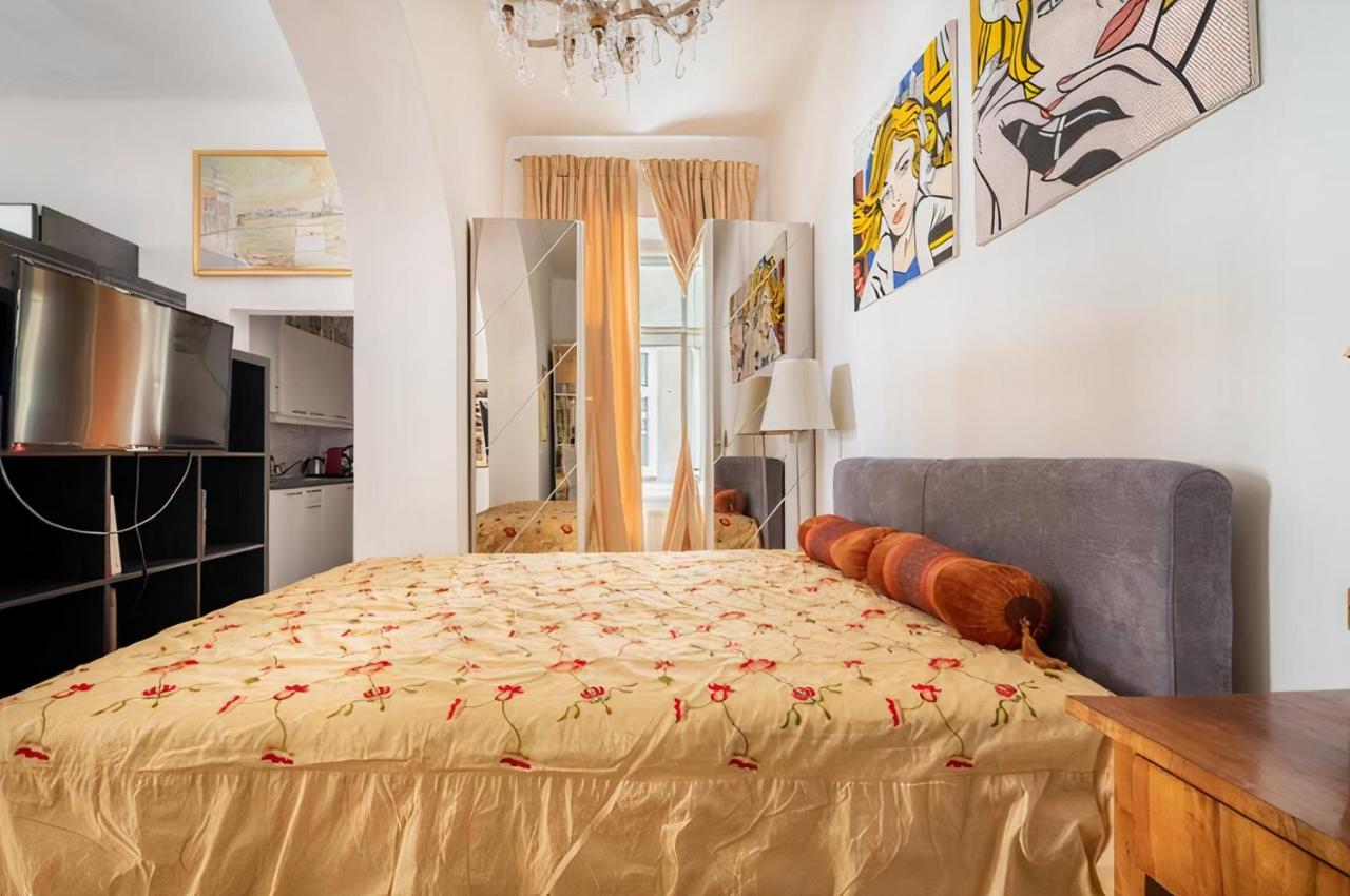 Appartement Imperial Gem . Flamboyant Studio . Heart Of Vienne Extérieur photo